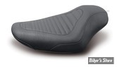 - SELLE MUSTANG - TRIPPER - 4,5 GALLONS TR SOLO SEAT - SPORTSTER 04/22 - TUCK'N ROLL - NOIR - 76955