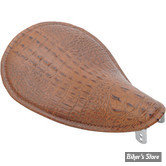 SELLE SOLO UNIVERSELLE - LARGEUR 254MM - DRAG SPECIALTIES - SMALL LOW PROFIL - BROWN LEATHER FAUX ALLIGATOR W / EMBOSSED "BACK" PATTERN