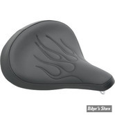 SELLE SOLO UNIVERSELLE - LARGEUR 330MM - DRAG SPECIALTIES - LARGE - BLACK VINYL W / FLAMES W / CARPETED BOTTOM