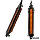 CLIGNOTANTS - FEUX DE SACOCHES ACCUTRONIX - DOUBLE FONCTIONS - TRIBAL SLOTTED - LED : ORANGE - NOIR