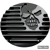 ECLATE I - PIECE N° 25 -  COUVERCLE D EMBRAYAGE - OEM 25414-99 - SOFTAIL M8 2018 / TWINCAM 99/17 / TOURING 99/15 - COVINGTONS CUSTOMS - SKULL FINNED - NOIR