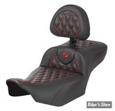 - SELLE SADDLEMEN - ROADSOFA CF STYLE LS - Carbon Fiber -  EXTENDED REACH SEAT - TOURING 2023UP - NOIR CARBON FIBER / COUTURES ROUGES - AVEC DOSSIER - 823-07-207B4