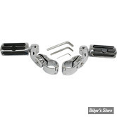 REPOSES PIEDS AUTOROUTE ARTICULES AVEC COLLIERS - RIVCO - LONGUEUR DU BRAS : 2 1/2" - CHROME - AVEC REPOSES PIEDS RIBBED - MV115