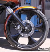 GARDE BOUE AVANT CUSTOM - TOURING 14UP - PAUL YAFFE BAGGER NATION - DEI FRONT FENDER - 21" - FINITION ENTRETOISES : SATIN - PYO:DEI21-14L-S