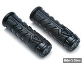 - POIGNEES - POUR INDIAN SCOUT - KURYAKYN - SPEAR GRIPS - NOIR SATIN - 5638