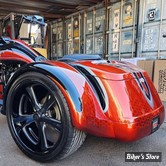 KIT GARDE BOUE ARRIERE - TRIKE HD STREET GLIDE FLRT / FLTRT - PAUL YAFFE'S BAGGER NATION - PRO STREET - NO OUTLET / LICENCE PLATE : NOIR - FPSFK-N-NO-B