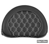 - DOSSIER DE SISSY BAR - LARGEUR : 10" x HAUTEUR : 8" - SADDLEMAN - HONEYCOMB - NOIR / COUTURES: BLANCHES - 051319006