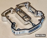 ECLATE D - PIECE N° 29 - COUVRES CULBUTEURS INFERIEUR - OEM 25700414 / 25701495 - TYPE OEM - CHROME - LA PIÈCE