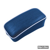 SELLE SOLO UNIVERSELLE - LARGEUR 230MM - LE PERA - SOLO - METALFLAKE - MOODY BLUE PLEATED - BIAIS BLANC : POUF
