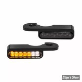 2 - CLIGNOS HEINZ BIKES - STRIPES BELOW BAR TURN SIGNAL - V-ROD 02/17 - 2 FONCTIONS - CORPS NOIR / CABOCHON FUME - HBTS-VRS02-PL