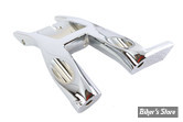 SUPPORT DE MARCHES PIEDS AVANT / CÔTÉ GAUCHE - SOFTAIL M8 2018UP - OEM 50500738 - CHROME - V-TWIN
