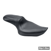 SELLE MUSTANG - FASTBACK - SPORTSTER 04UP - 11" X 6" - 2.1 ET 3.3 GALLONS