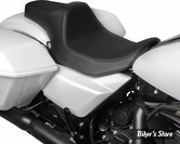 - SELLE DRAG SPECIALTIES - Predator III Seat - TOURING 2023UP - FINITION : NOIR / LISSE - REFLECHISSANT SOLAIRE - 4686E