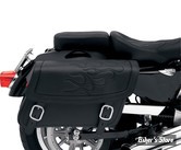 SACOCHES CAVALIERE - SADDLEMEN - HIGHWAYMAN TATTOO SADDLEBAGS - Taille : MEDIUM - Couleur Flammes : NOIR