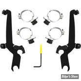 PARE BRISE DÉTACHABLE - MEMPHIS SHADES - SPORTSHIELD : KIT DE MONTAGE - SPORTSTER XL1200X 16/22 - FINITION : NOIR - MEB2055