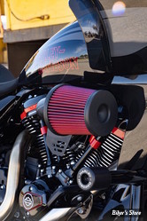 - FILTRE A AIR - Vance & Hines - MILWAUKEE EIGHT SOFTAIL 2025UP / TOURING 117"/121" 2023UP - VO2 FALCON XL AIR INTAKE - CARBONE FORGÉ -  41125
