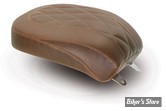 SELLE MUSTANG - WIDE TRIPPER - SOFTAIL 00/06 150MM - DIAMOND - MARRON - POUF PASSAGER - 10"