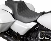 - SELLE DRAG SPECIALTIES - Predator III Seat - TOURING 2023UP - FINITION : NOIR / DOUBLE DIAMOND - COUTURES : NOIR - 4686B