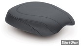 SELLE MUSTANG - WIDE TRIPPER - SOFTAIL 06/17 PNEUS DE 200MM - SMOOTH - NOIR - POUF PASSAGER - 10"