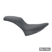 - SELLE MUSTANG - TRIPPER FASTBACK 2-UP ONE-PIECE SEAT - SOFTAIL 84/99 - NOIR - 76077