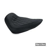 - SELLE MUSTANG - WIDE TRIPPER SOLO SEAT - SOFTAIL 00/06 150MM - DIAMOND - NOIR - 14" - 76802
