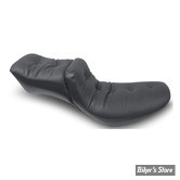 - SELLE MUSTANG - WIDE REGAL DUKE 2-UP SEAT - FL/FX 58/84 - NOIR - 75060