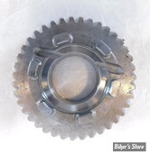 DOC C / PIÈCE N° 25 - PIGNON DE 4 EME ARBRE SECONDAIRE - OEM 35814-06 