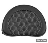- DOSSIER DE SISSY BAR - LARGEUR : 10" x HAUTEUR : 8" - SADDLEMAN - HONEYCOMB - NOIR / COUTURES: ARGENT - 051319005