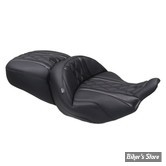- SELLE MUSTANG - Super Touring seat. Deluxe Diamond - TOURING 2023UP - NOIR / DIAMOND / COUTURES : NOIR - 89411