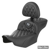 - SELLE SADDLEMEN - ROADSOFA CF STYLE LS - Carbon Fiber -  EXTENDED REACH SEAT - TOURING 2023UP - NOIR CARBON FIBER / COUTURES ARGENT - AVEC DOSSIER - 823-07-207B5
