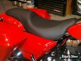 - SELLE  MUSTANG - TOURING 08UP - TRIPPER FASTBACK 2-UP SEAT - TOURING 08UP - 12" X 7" - 75646