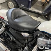 - SELLE MUSTANG - WIDE TOURING SOLO SEAT - SPORTSTER 04UP -  NOIR - 76150