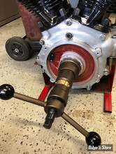 INSTALLATEUR DE ROULEMENT D'ARBRE DE PIGNON ET ADAPTATEUR DE JOINT - BIGTWIN 55/02 - FAST EDDY CO - # 19