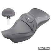 - SELLE SADDLEMEN - ROADSOFA™ CF - REACH SEAT - TOURING 08UP - NOIR / FIBRE DE CARBONE - COUTURES : ARGENT - AVEC DOSSIER  - 808-07B-186BR