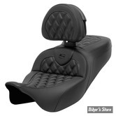 - SELLE SADDLEMEN - ROADSOFA™ CF LS STITCH SEAT - TOURING 08UP - NOIR CARBON FIBER / COUTURES : NOIR - AVEC DOSSIER -  808-07B-206B0