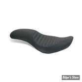SELLE MUSTANG - TRIPPER - FASTBACK - TUCK AND ROLL - TRIUMPH TUNDERBIRD 10/18 - LISSE - 12"