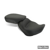 SELLE MUSTANG - TWO PIECE SEATS STANDARD TOURING - TRIUMPH AMERICA / SPEEDMASTER 02/08 - LISSE - 14.5" X 11"