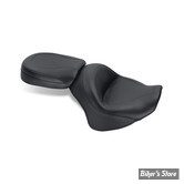 SELLE MUSTANG - TWO PIECE SEATS STANDARD TOURING - YAMAHA 1300 STRYKER 11/17 - LISSE - 16.5" X 11" - 76661