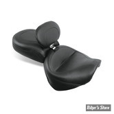 SELLE MUSTANG - TWO PIECE SEATS WIDE TOURING - AVEC DOSSIER - YAMAHA  1600/1700 ROAD STAR 99/15 - LISSE - 17" X 13"