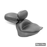 SELLE MUSTANG - TWO PIECE SEATS WIDE TOURING - AVEC DOSSIER - YAMAHA  1300 V-STAR TOURER / DELUXE 07/17 - LISSE - 17" X 12" - 79477