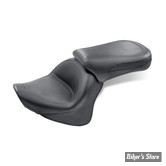 SELLE MUSTANG - TWO PIECE SEATS WIDE TOURING - YAMAHA  650 V-STAR CUSTOM 98/16 - LISSE - 16" X 12.5"