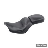 SELLE MUSTANG - ONE PIECE SEATS STANDARD TOURING - KAWASAKI VN 1700 VULCAN CLASSIC 09/13 - LISSE - 16.5" X 12.5" - 76606