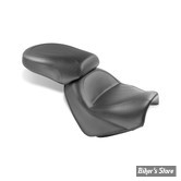 SELLE MUSTANG - TWO PIECE SEATS STANDARD TOURING - SUZUKI M50 BOULEVARD 05/11 - LISSE - 15.5" X 11.5"