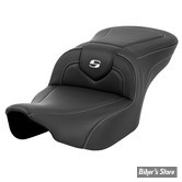 - SELLE SADDLEMEN - ROADSOFA CF STITCHING - TOURING 2023UP - NOIR CARBON FIBER / COUTURES : ARGENT - 823-07-185