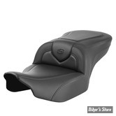 - SELLE SADDLEMEN - ROADSOFA CF STITCHING - TOURING 2023UP - NOIR CARBON FIBER / COUTURES : NOIR - 823-07-18500