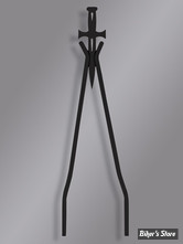 X - MONTANT DE SISSY BAR - CYCLE VISIONS - DAGGERTUDE - LARGEUR 8 1/4" À 8 3/4" - HAUTEUR : 30" - NOIR