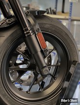 ECLATE N - PIECE N° X - CACHES INFERIEURS DE FOURCHE - SPORTSTER RH 1250 S 21UP - KILLER CUSTOM - NOIR - FC-SPS