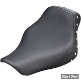 SELLE SOLO - SOFTAIL FLHC / FLHCS / FLDE 18UP - SADDLEMEN - RENEGADE S3 SOLO SEAT - NOIR - STUDDED