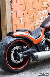 - GARDE BOUE ARRIERE - POUR SOFTAIL MILWAUKEE-EIGHT® FXDRS 19UP - CULT WERK - CONVERSION ARRIERE RACING - SELLE DUO - A PEINDRE - HD-BRO061