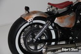ECLATE O - PIECE N° 01X - GARDE BOUE ARRIERE - SPORTSTER 04UP - CULT WERK - SWINGARM FENDER - HD-SPO055 - NOIR MAT